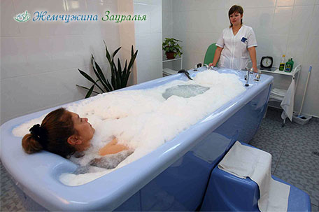 фотография процедуры минеральный ванны лечебной водой